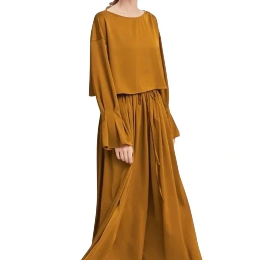 NAP‎ lounge Wear Free Flowing Cropped Top Pleated Sleeve in Warm Amber